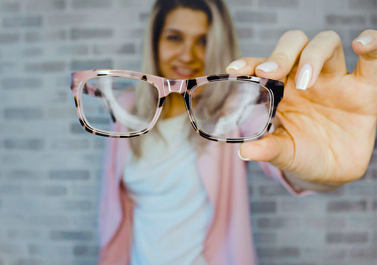 Devenez enseignant·e en Optique Lunetterie à l'Ecole des Métiers